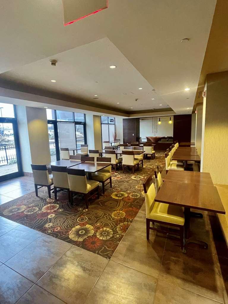 Brandywine Plaza Hotel Claymont Экстерьер фото