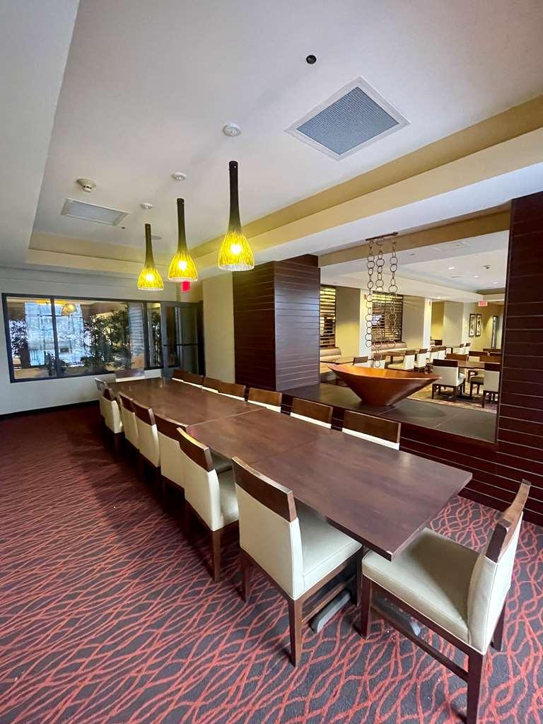 Brandywine Plaza Hotel Claymont Ресторан фото